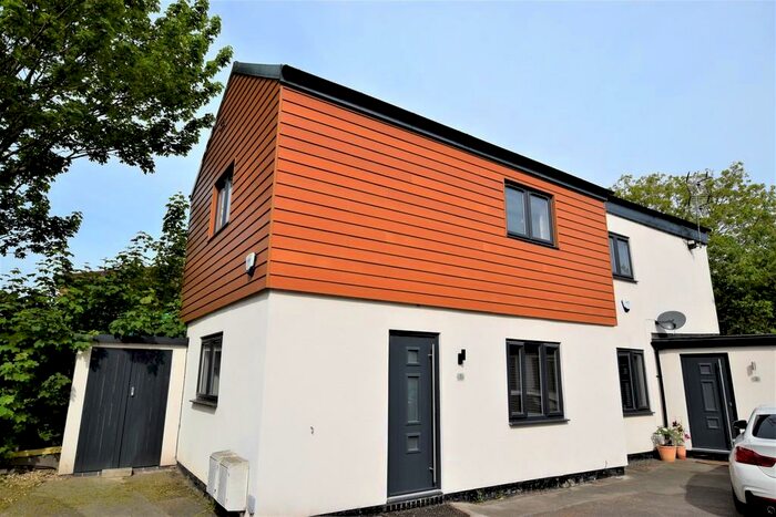 2 Bedroom Town House To Rent In Melton Road, West Bridgford, Nottingham, NG2