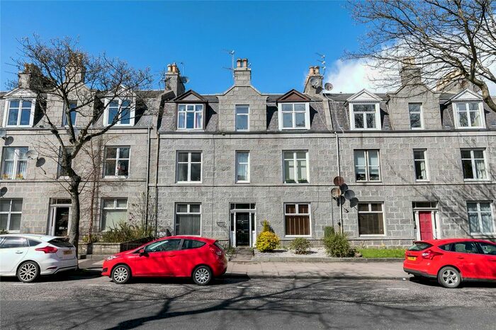 2 Bedroom Flat To Rent In Tfl, Union Grove, Aberdeen, AB10