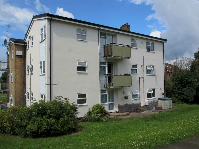 Studio To Rent In Inskip Crescent, Stevenage, SG1