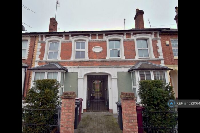 6 Bedroom Semi-Detached House To Rent In Blenheim Road, Reading, RG1