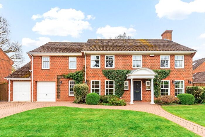 5 Bedroom Detached House For Sale In Clifton House Close, Clifton, Shefford, Bedfordshire, SG17