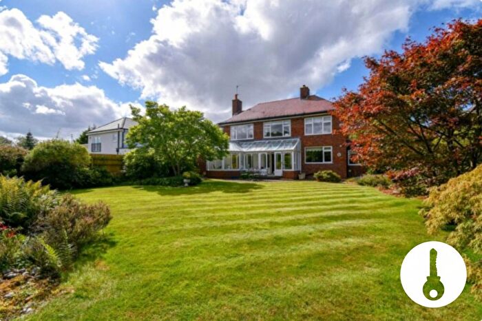 3 Bedroom Detached House For Sale In Oaksway, Wirral, CH60