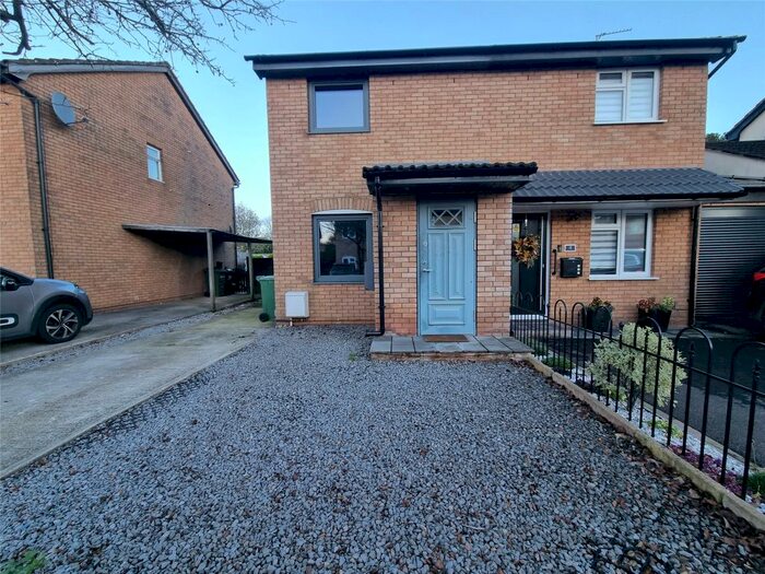 2 Bedroom Semi-Detached House To Rent In Wavell Close, Yate, BS37