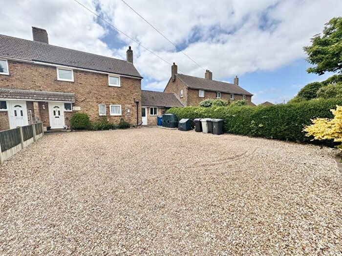 3 Bedroom Semi-Detached House For Sale In Freshney Close, Saltfleet, Louth, LN11
