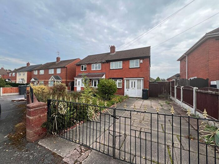 2 Bedroom Semi-Detached House For Sale In Sycamore Road, Wednesbury, WS10