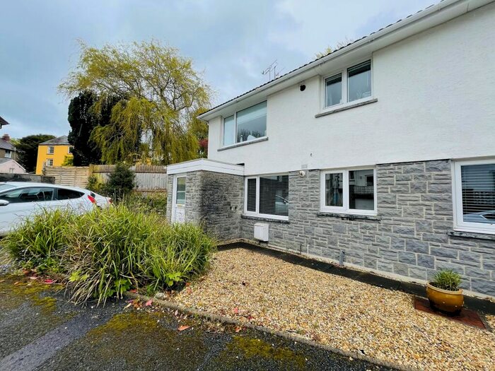 1 Bedroom Flat To Rent In Tenby, SA70