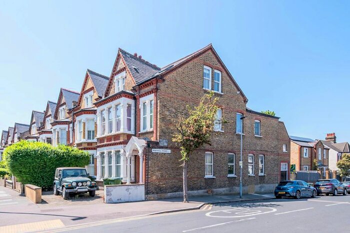 1 Bedroom Flat To Rent In Charlton Road, Blackheath, London, SE3