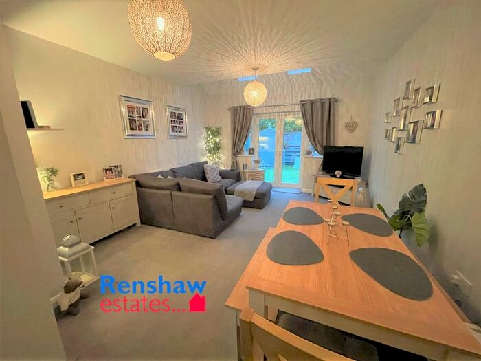 3 Bedroom Town House To Rent In Pavilion Court, West Hallam, Derbyshire, DE7
