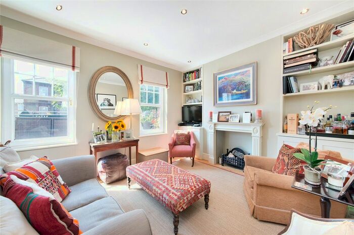 3 Bedroom Maisonette To Rent In Queenstown Road, London, SW8