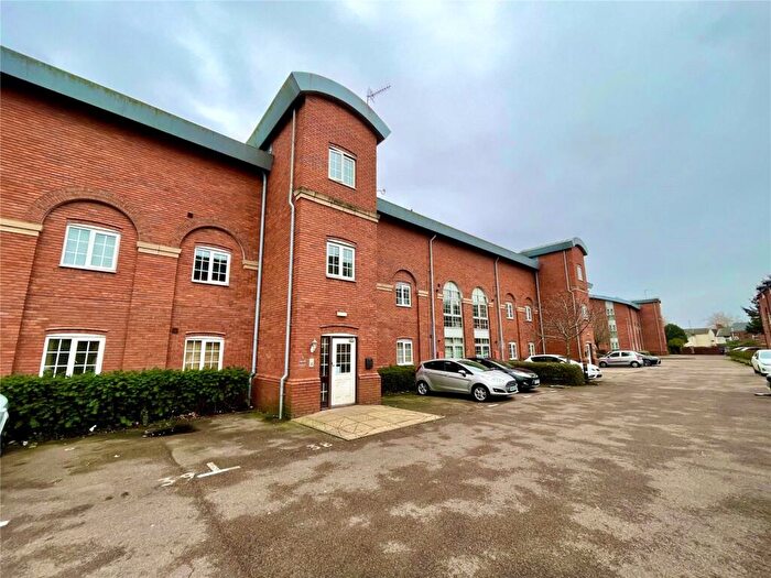 2 Bedroom Flat For Sale In Caxton Court, Burton-on-Trent, DE14