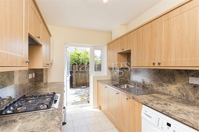 4 Bedroom Detached House To Rent In Leydon Close, Rotherhithe, London, SE16