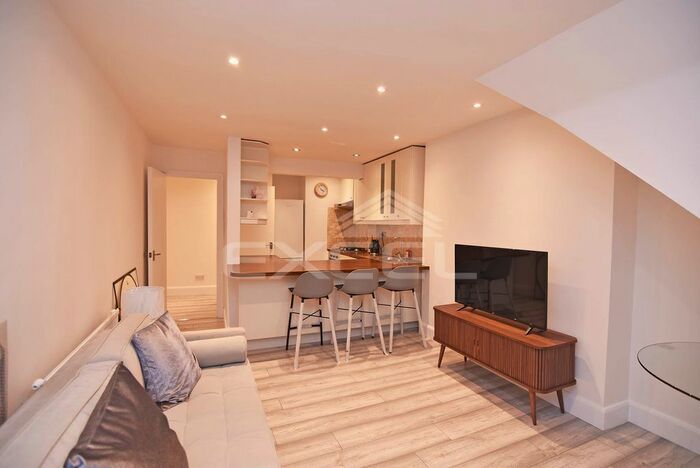 1 Bedroom Flat To Rent In Brondesbury Villas, Queens Park, London, NW6