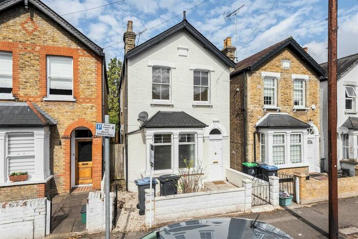 3 Bedroom Detached House To Rent In Cobham Road, Norbiton, Kingston Upon Thames, KT1