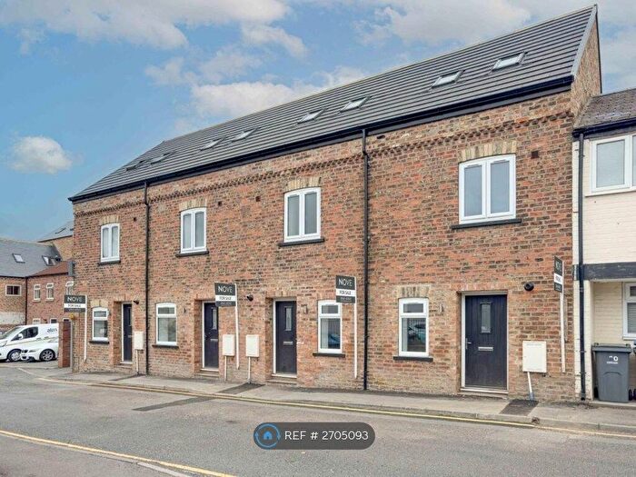 2 Bedroom Terraced House To Rent In Chapel Street, Thirsk, YO7