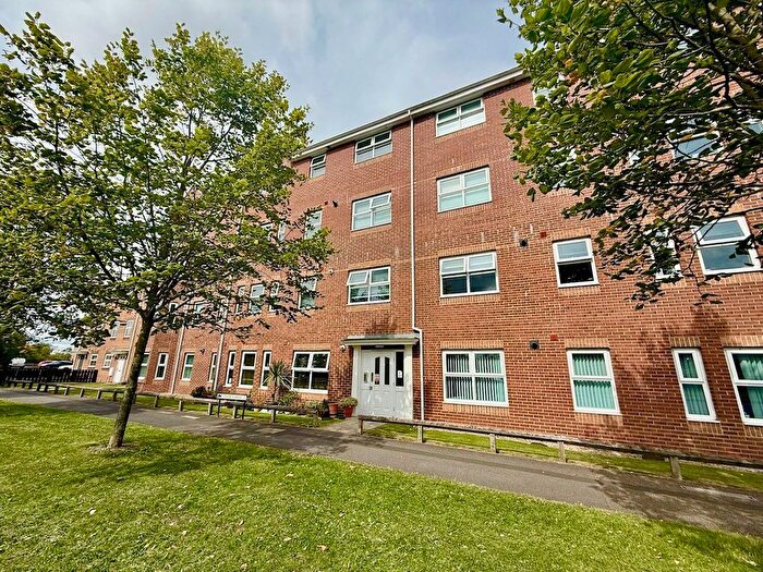 2 Bedroom Flat To Rent In Butterworth House, Stockton-On-Tees, TS17