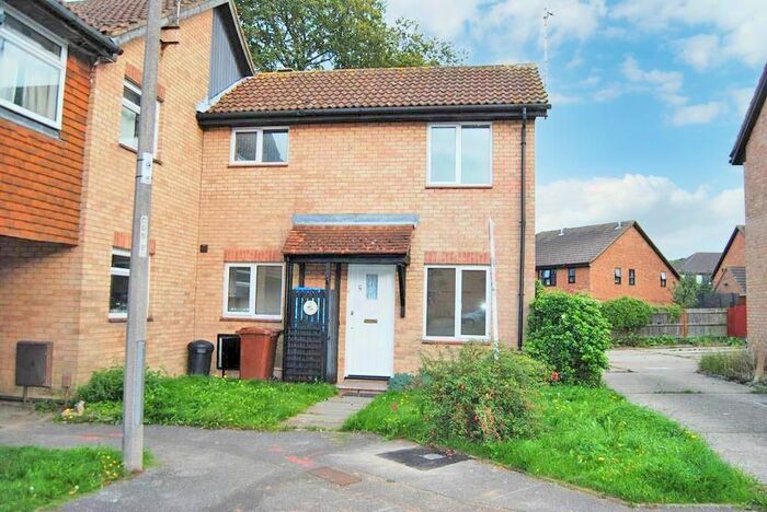 1 Bedroom Terraced House To Rent In Compton Close, Chatham, ME5