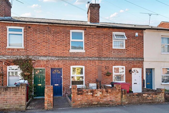 2 Bedroom Terraced House For Sale In South Street, Caversham, Reading, RG4