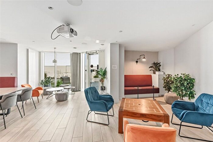 1 Bedroom Flat For Sale In Daneland Walk, London, N17