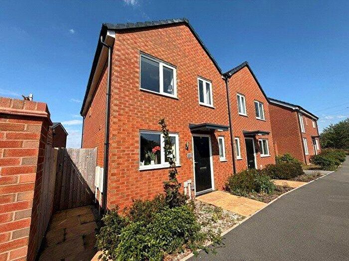 3 Bedroom Semi-Detached House For Sale In Mabel Smith Walk, Stoke-on-Trent, Staffordshire, ST4
