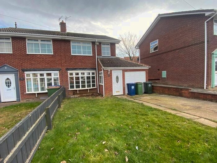 3 Bedroom Semi-Detached House To Rent In York Road, Brotton, Saltburn-By-The-Sea, TS12