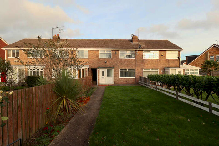 3 Bedroom Terraced House To Rent In Cotterdale, Hull, HU7