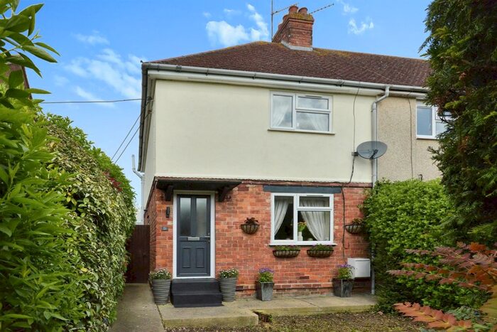 3 Bedroom End Of Terrace House For Sale In Blackwell End, Potterspury, Towcester, NN12