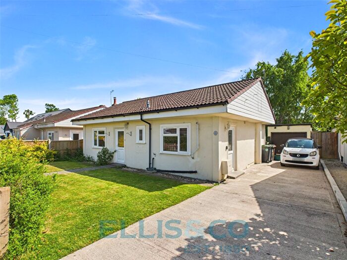 2 Bedroom Bungalow To Rent In Ashley Road, Hildenborough, Tonbridge, TN11