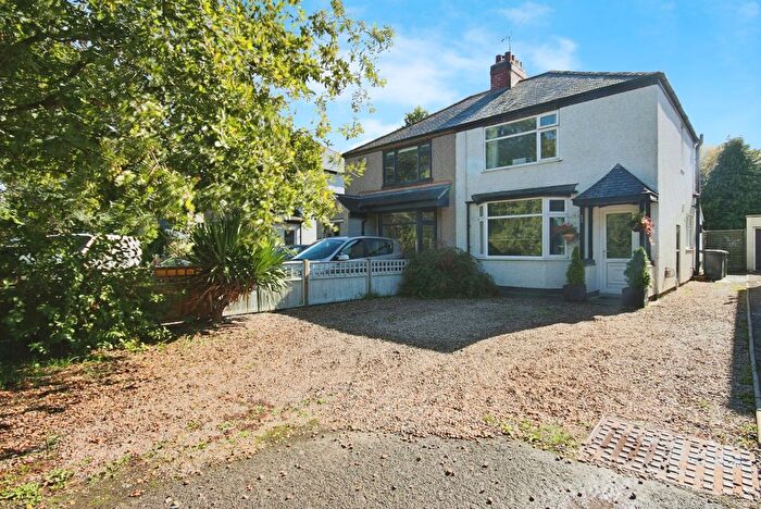 2 Bedroom Semi-detached House For Sale In Rugby Road, Coventry, West Midlands, CV3