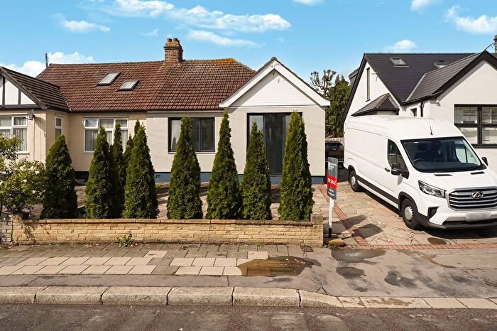 2 Bedroom Bungalow For Sale In Aldborough Road South, Ilford, IG3