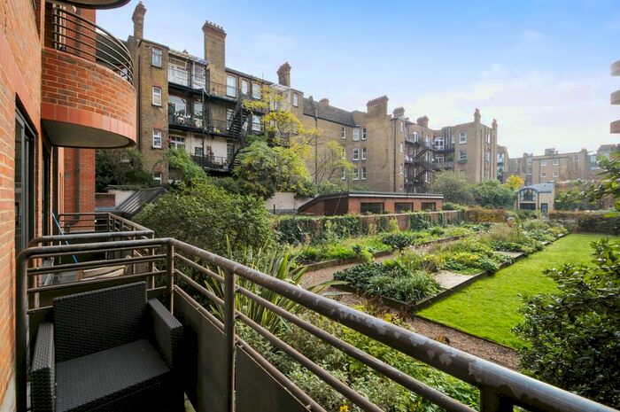 1 Bedroom Flat To Rent In Pembroke Road, Kensington, London, W8