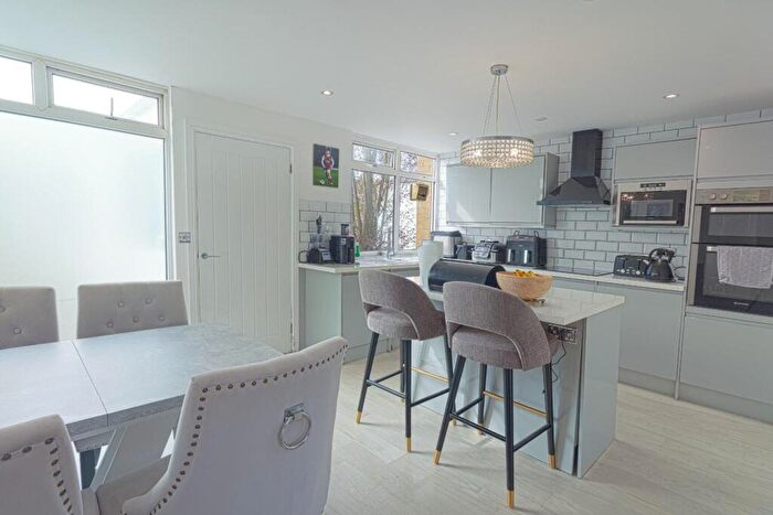 3 Bedroom Terraced House For Sale In Daniells, Welwyn Garden City, AL7