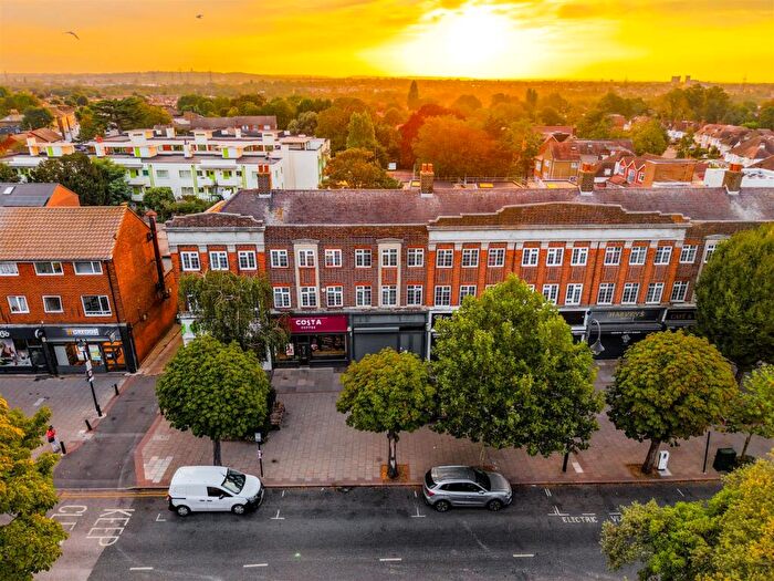 4 Bedroom Maisonette To Rent In High Street, Wanstead, London, E11