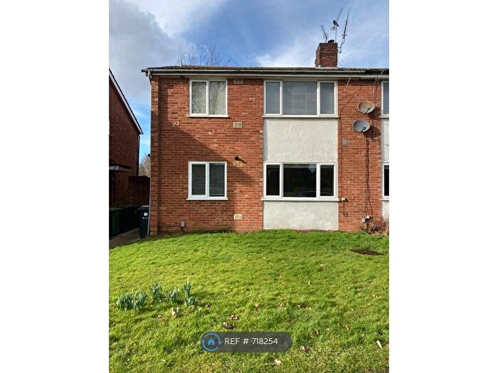 2 Bedroom Flat To Rent In Gilpin Green, Harpenden, AL5