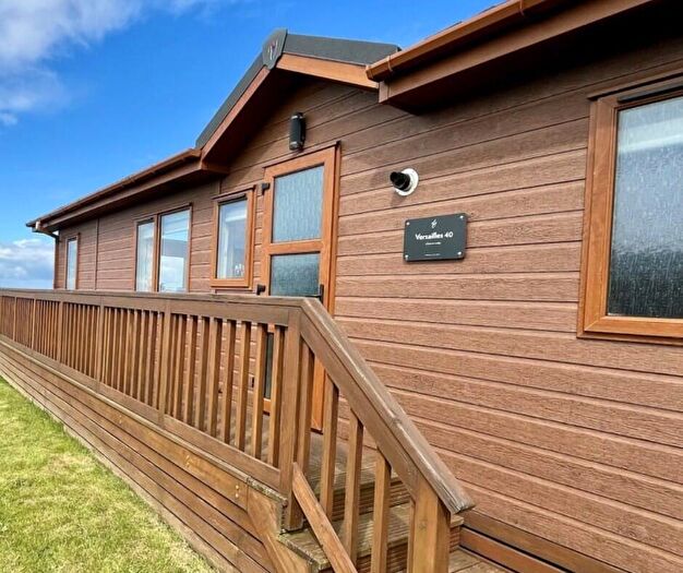 2 Bedroom Mobile Home For Sale In Thorpe Farm, Greta Bridge, Barnard Castle, County Durham, DL12