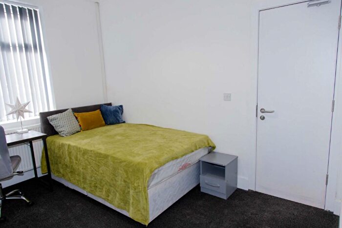 4 Bedroom House Of Multiple Occupation To Rent In Athol Street, Barrow-In-Furness, Cumbria, LA14