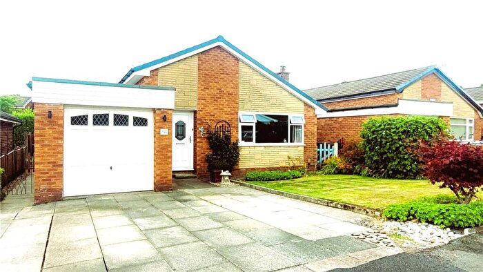 3 Bedroom Bungalow For Sale In Bleasdale Close, Leyland, Lancashire, PR25