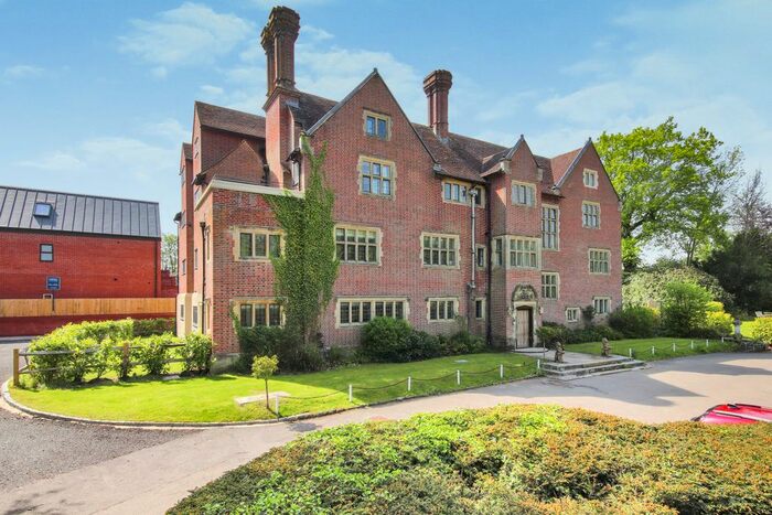 3 Bedroom Flat For Sale In Slaugham Manor, Slaugham Place, Slaugham, Haywards Heath, RH17