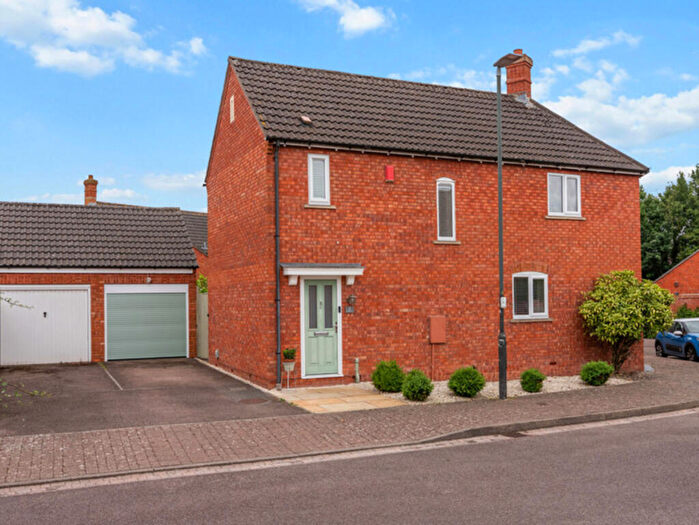 3 Bedroom Semi Detached House For Sale In #WelcomeHome To Hawkmoth Close, Tewkesbury, GL20