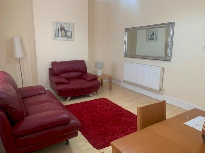 1 Bedroom Flat To Rent In Cowbridge Road East, Canton, Cardiff, CF5