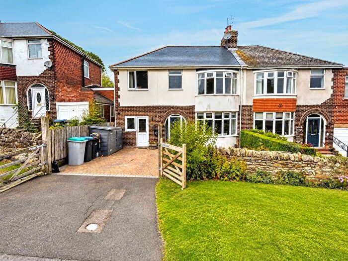 4 Bedroom Semi-Detached House For Sale In Pemberton Road, Consett, DH8