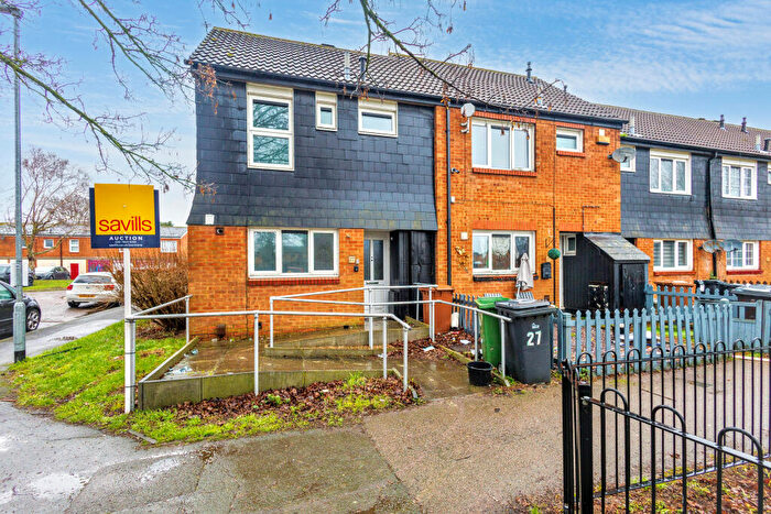 3 Bedroom End Of Terrace House For Sale In Owen Close, Wellingborough, Northamptonshire, NN8
