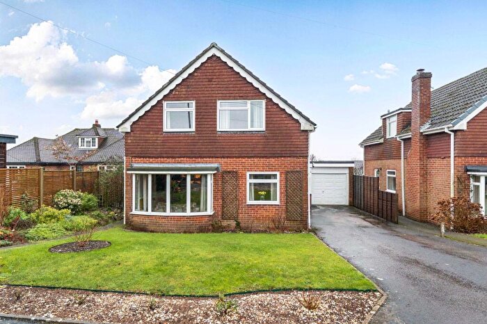 5 Bedroom Detached House For Sale In Olivers Battery Crescent, Winchester, SO22