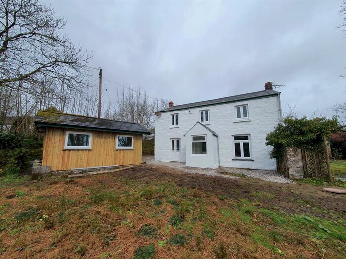 3 Bedroom Cottage To Rent In Carbis, Roche, St. Austell, PL26