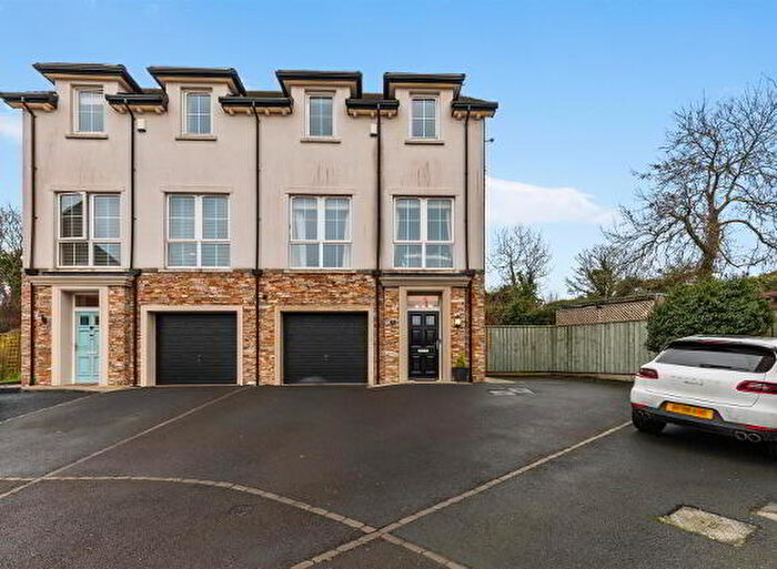 3 Bedroom Semi-Detached House For Sale In Blackwood Park, Newtownards, BT23