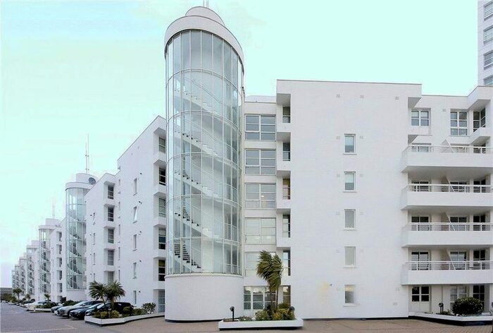 1 Bedroom Flat To Rent In Barrier Point Road, London, E16