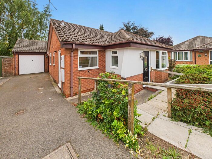 2 Bedroom Detached Bungalow For Sale In Pontypool Close, Oakwood, DE21