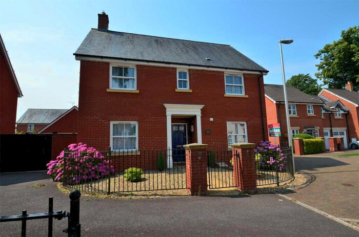 4 Bedroom Detached House To Rent In Marley Close, Tiverton, Devon, EX16
