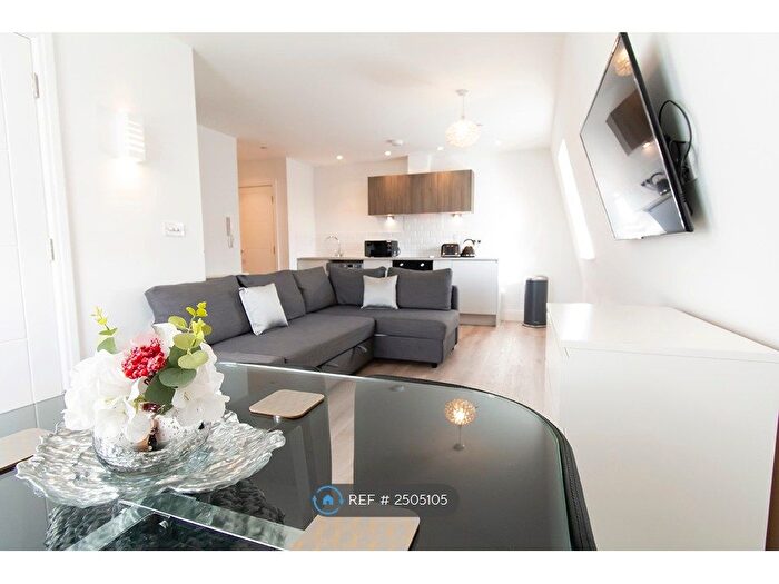 1 Bedroom Flat To Rent In The Old Sorting Office, Bournemouth, BH1