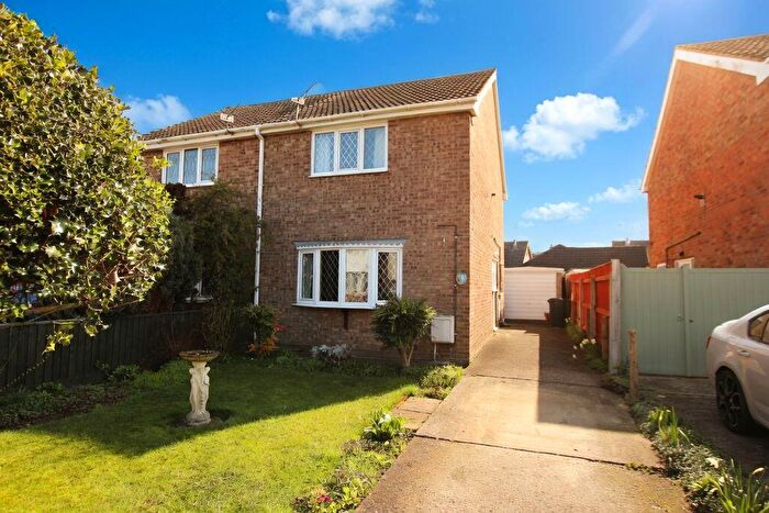 2 Bedroom Semi-Detached House For Sale In Stoney Way, Tetney, DN36