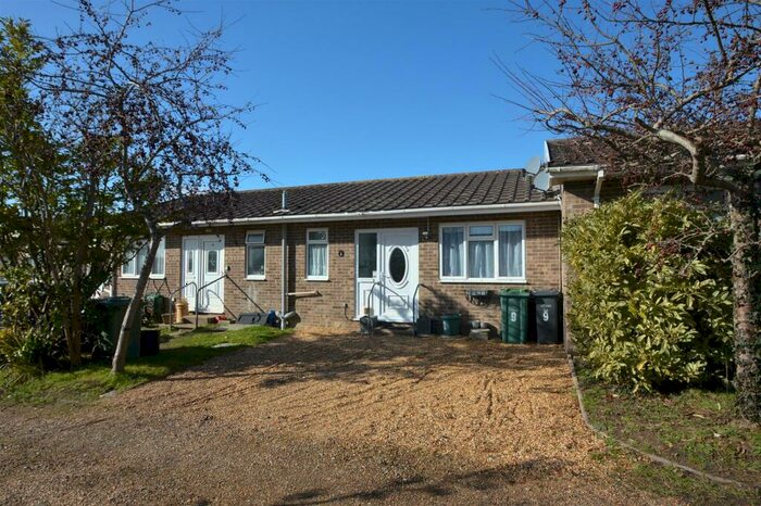 2 Bedroom Terraced Bungalow For Sale In Ashey, Ryde, PO33